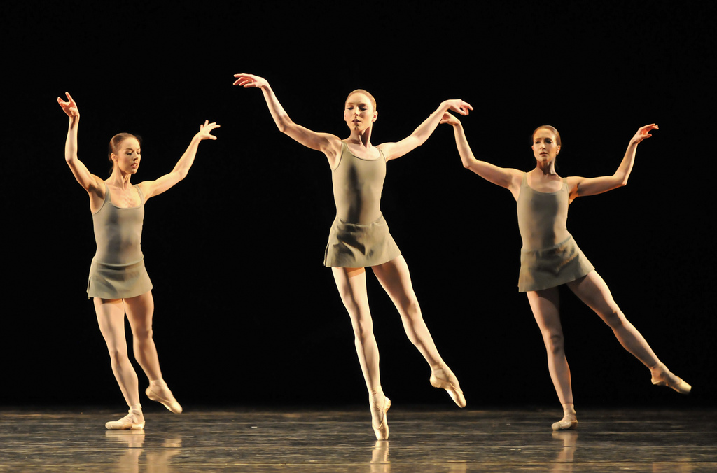 Samantha Raine, Sarah Lamb and Lauren Cuthbertson in Song of the Earth. © Dave Morgan. 