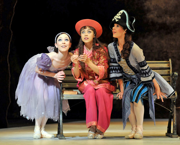 Sisters - Sarah Lamb as Alice, with Leanne Cope and Samantha Raine. © Dave Morgan.