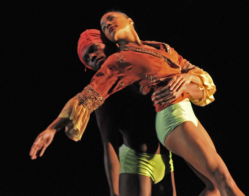 Otis-Cameron Carr and Antonette Dayrit in Mark Baldwin's <I>What Wild Ecstasy</I>.<br />© Dave Morgan. (Click image for larger version)