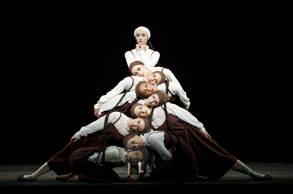 Christina Arestis and artists of The Royal Ballet in <I>Les Noces</I>.<br />© Tristram Kenton, courtesy of ROH. (Click image for larger version)